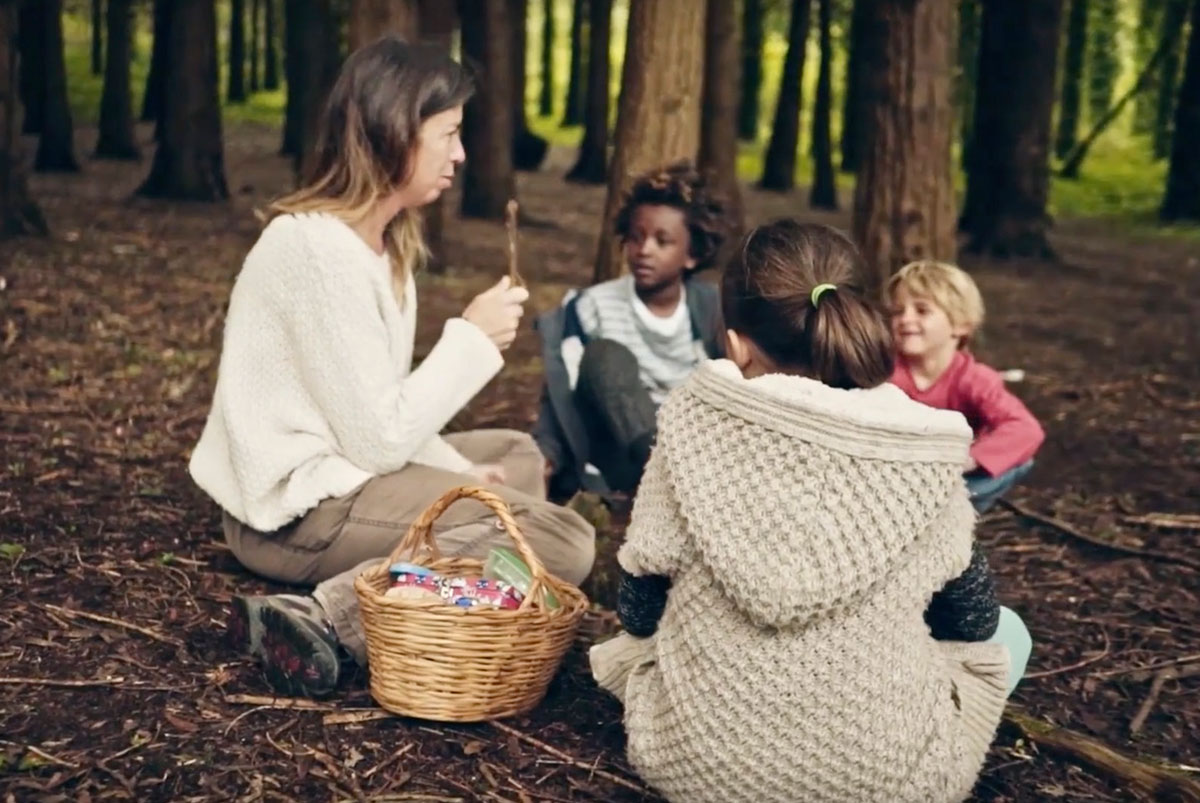 Escola Da Floresta Para Ensinar Aos Mais Novos A Importência Da Natureza